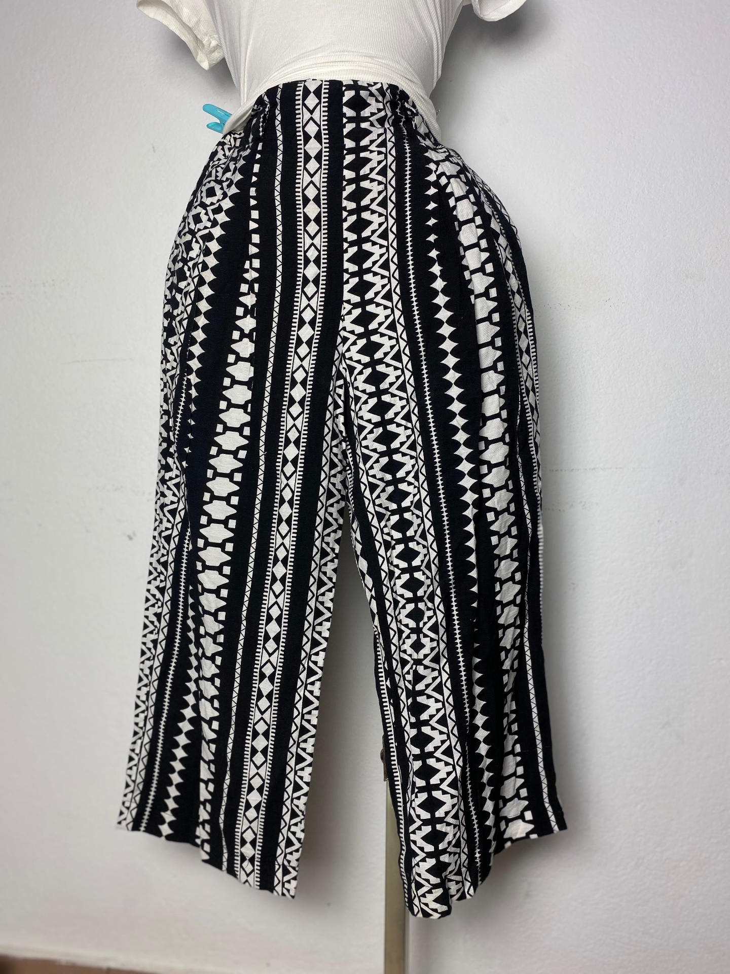 Pantalon évasé femme blanc noir taille M S L