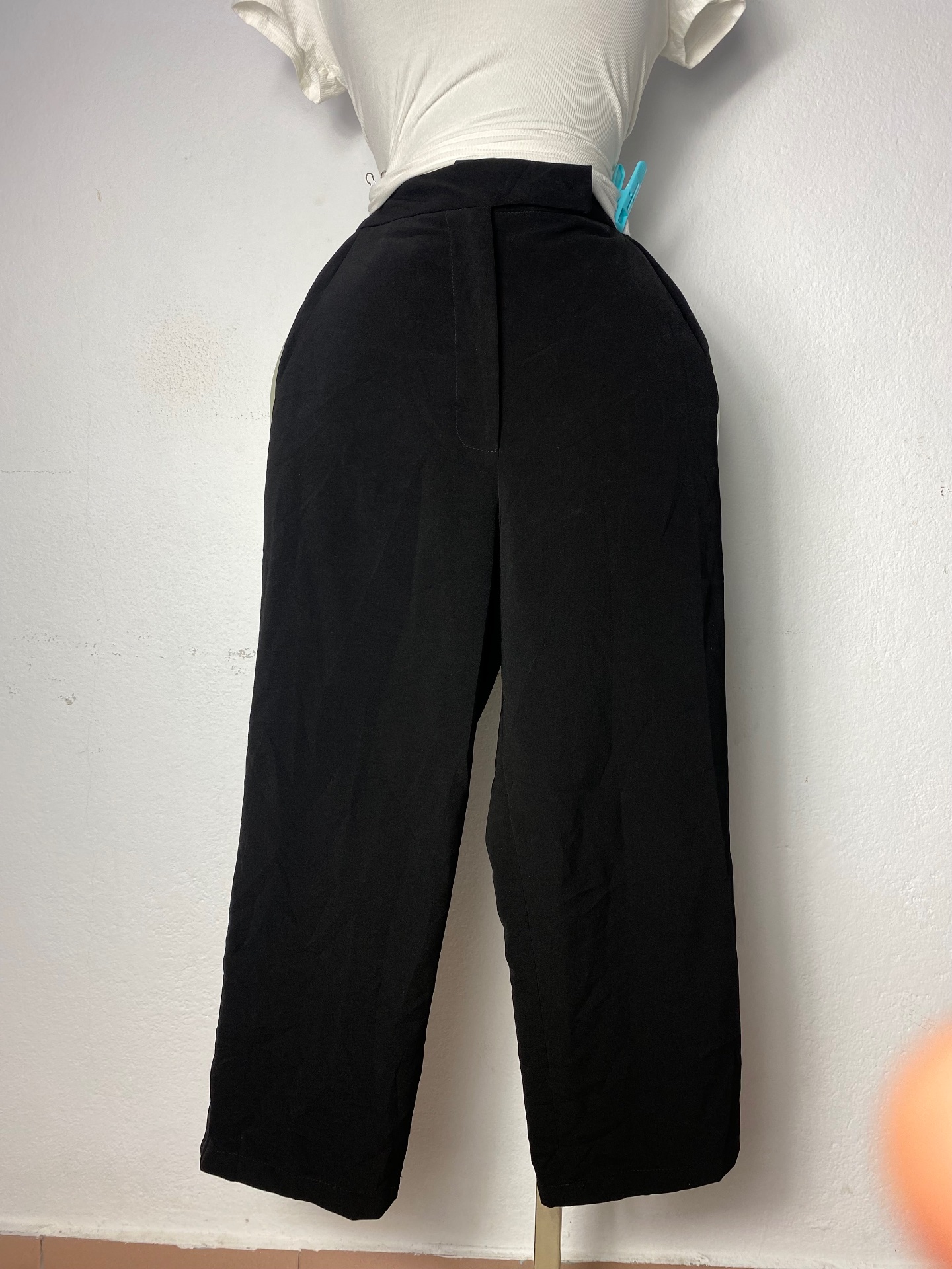 Pantalon noir taille haute