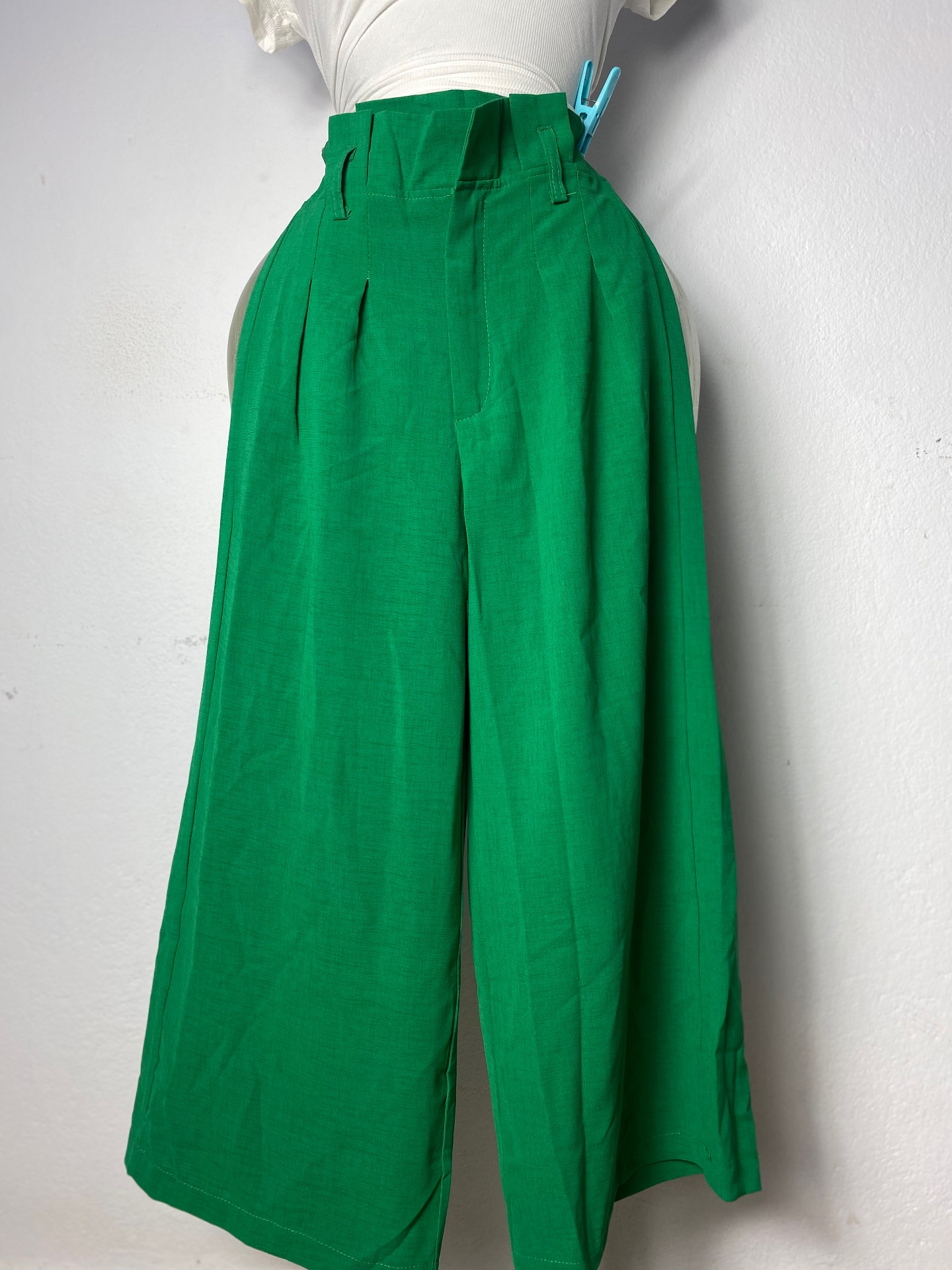 Pantalons verts taille haute