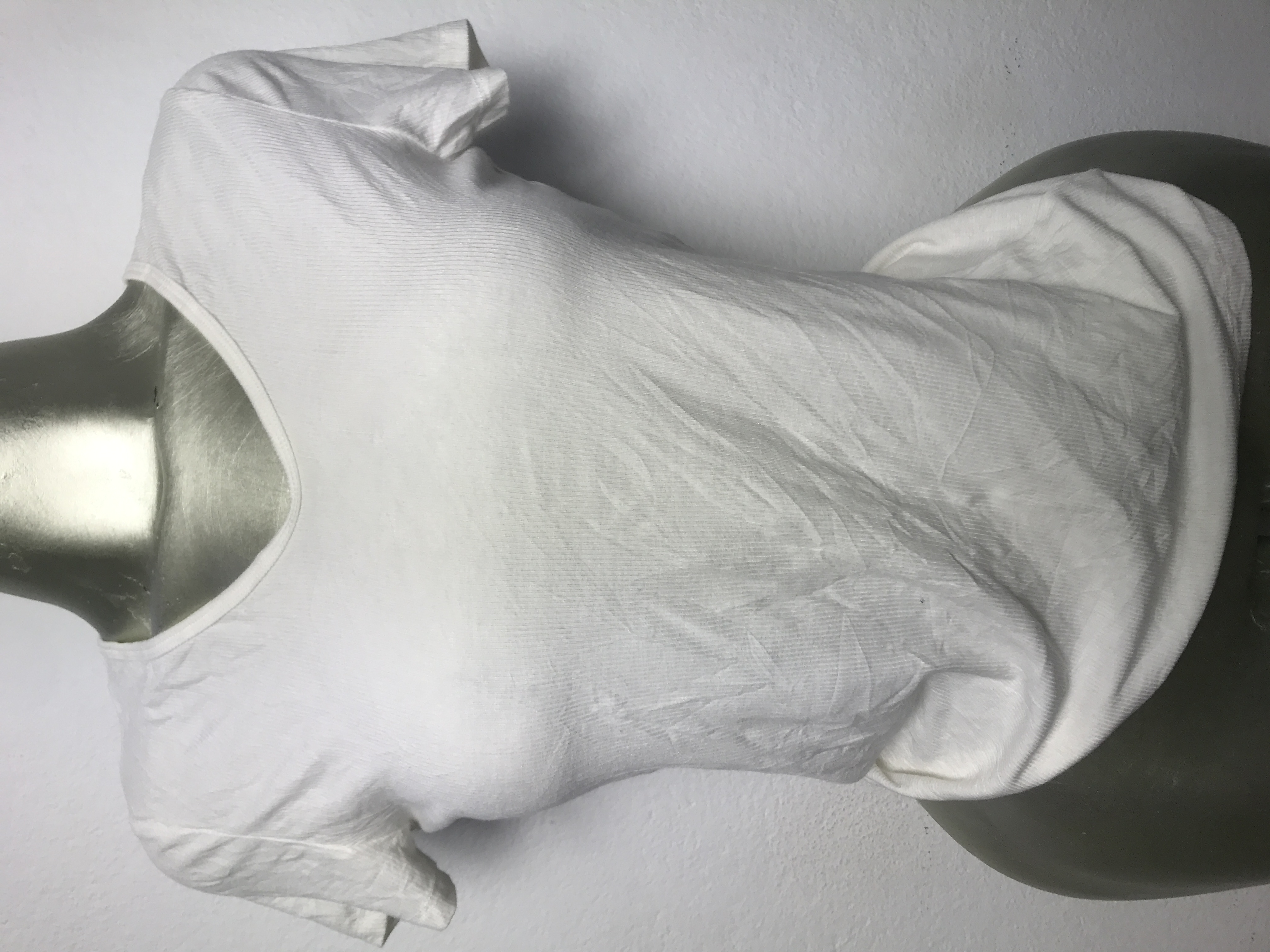 T-shirt blanc basique taille standard