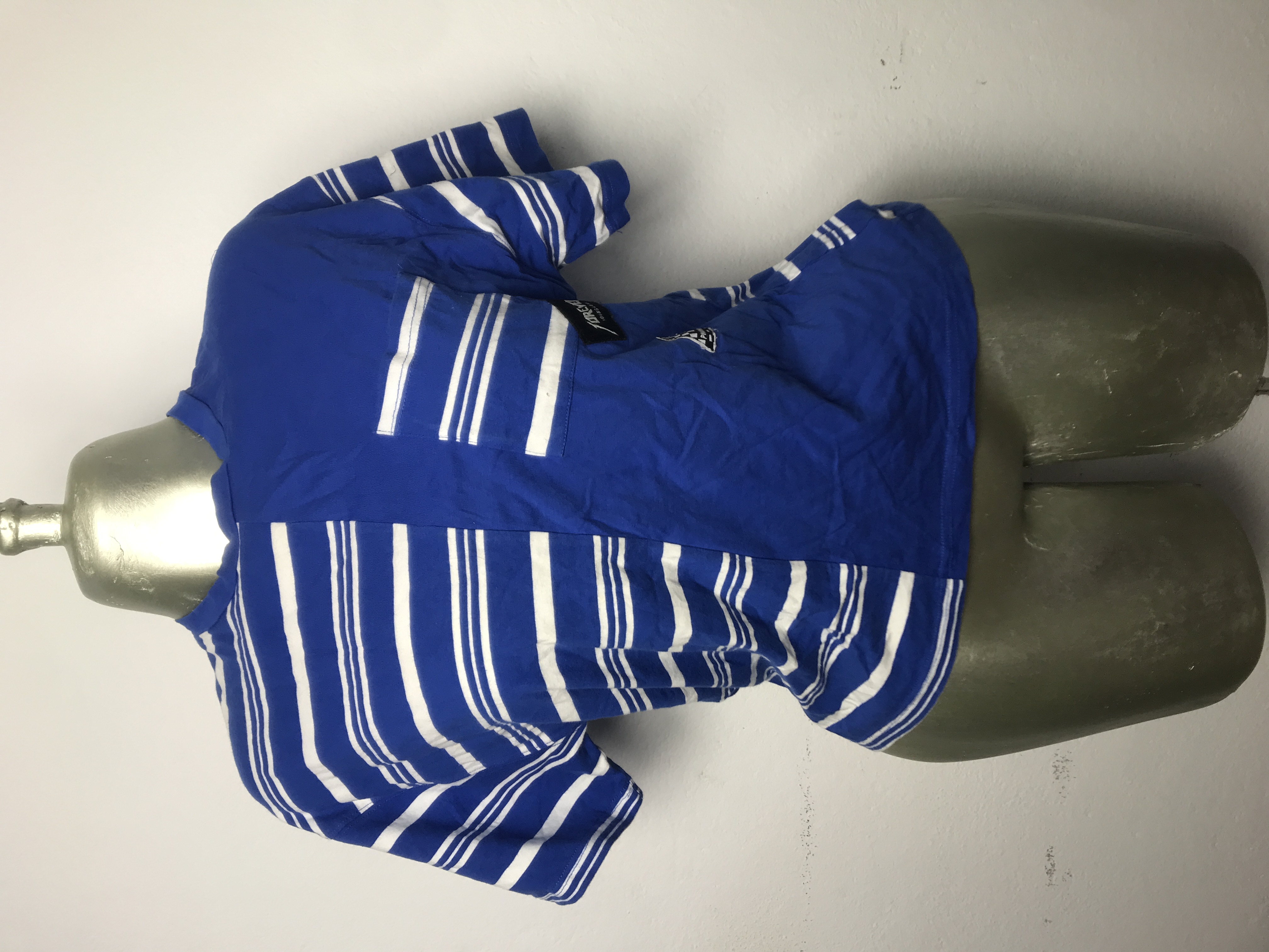 T-shirt rayé bleu et blanc Taille M L XL