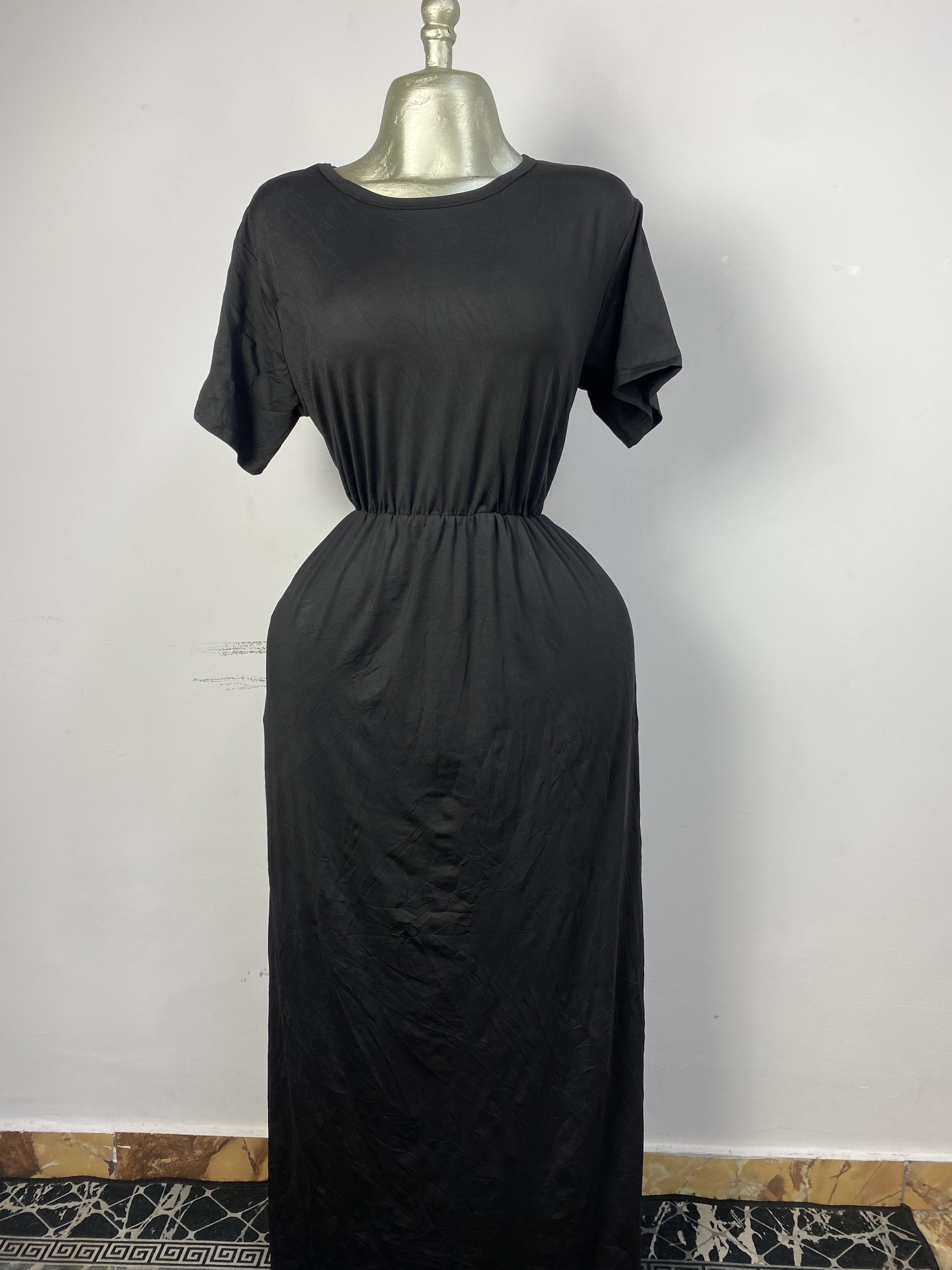 Robe noire taille M L Xl XxL